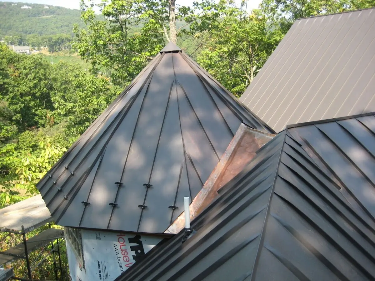 Professional Roof Tarp Installation by Craftsman Roofing in Aliso Viejo